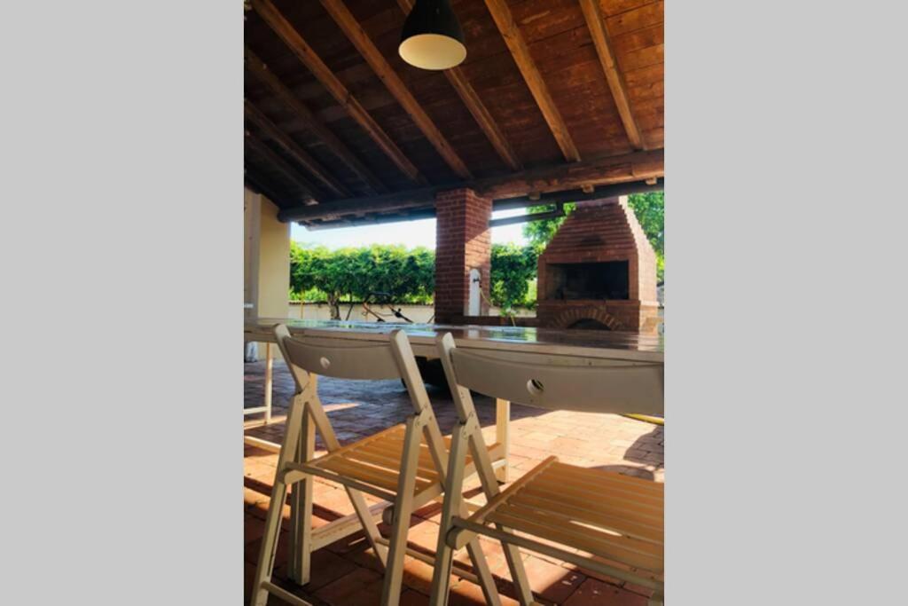 La Casa Nei Campi Villa Badia Pavese Exterior foto