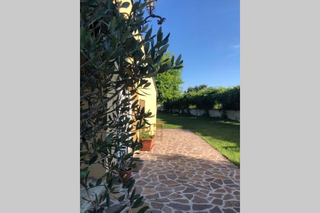 La Casa Nei Campi Villa Badia Pavese Exterior foto