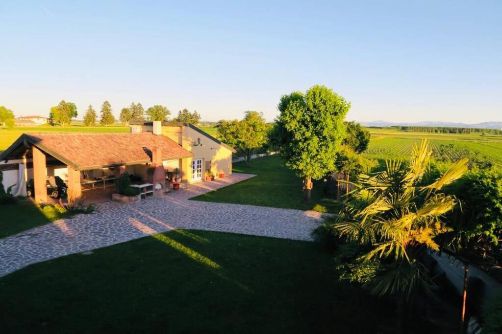 La Casa Nei Campi Villa Badia Pavese Exterior foto